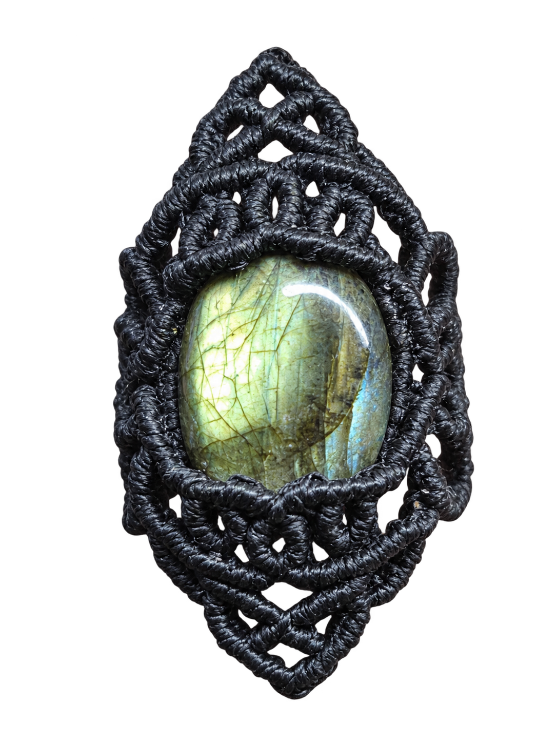 Guardian of Beyond, ein schwarzer Makramee-Ring mit Labradorit